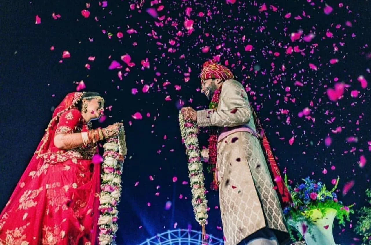 Wedding reception decor delhi 03 by Desiring Event Planners